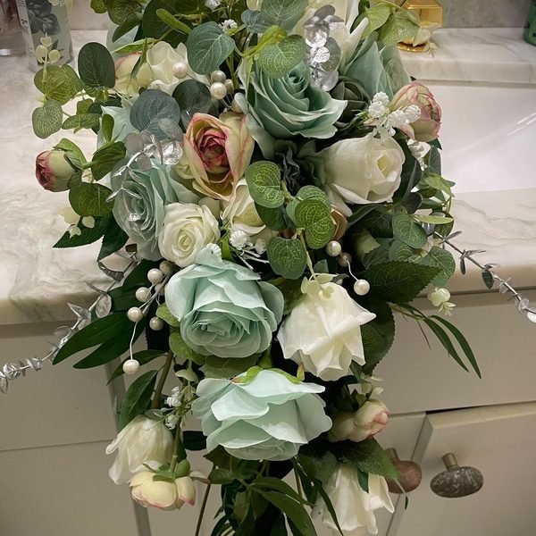 Luxe Bloom by Leisa