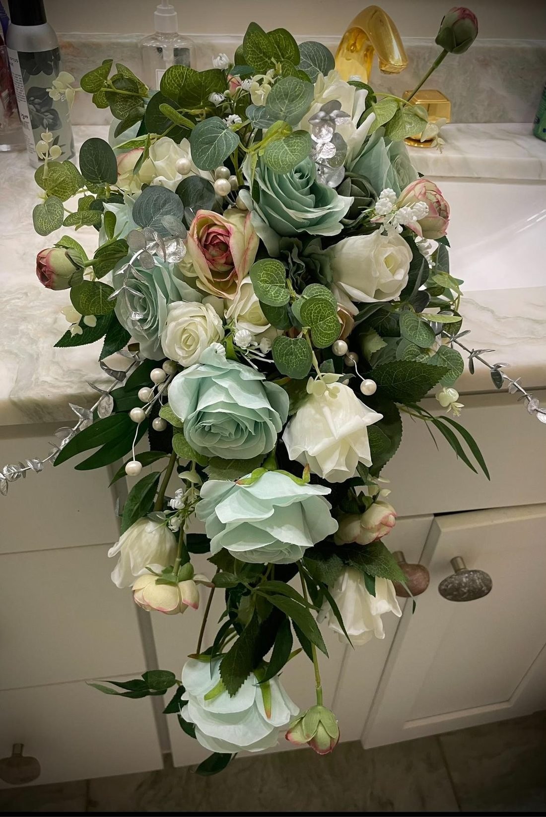 Bridal Party Bouquets/Boutonnieres, made by Leisa