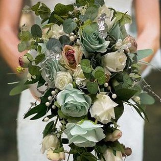 Bridal party bouquets